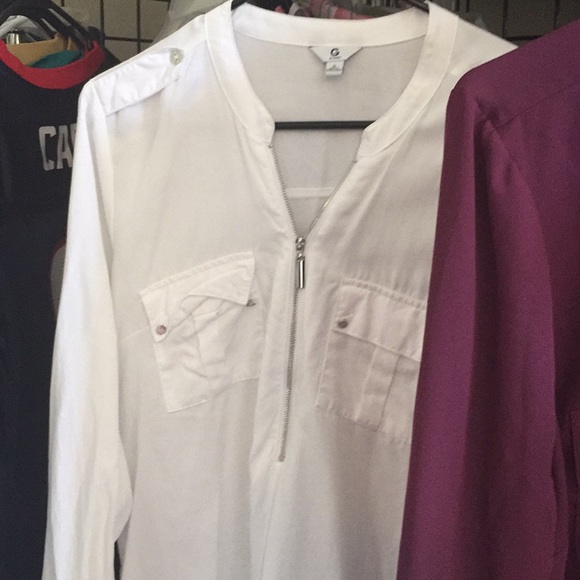 Guess - Picture 2 of 2